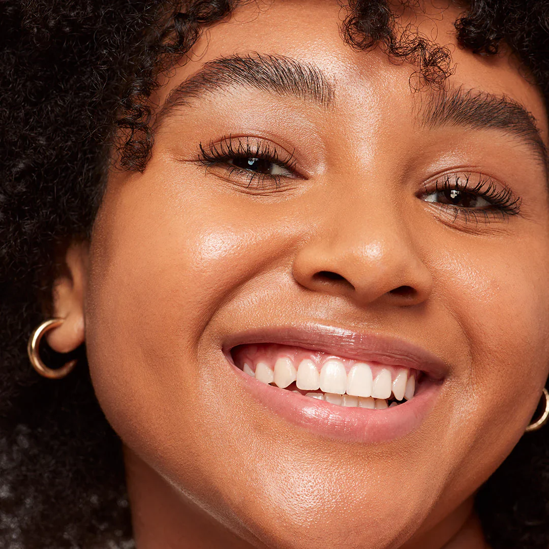 Glowy Super Skin Tint Foundation - Image 196