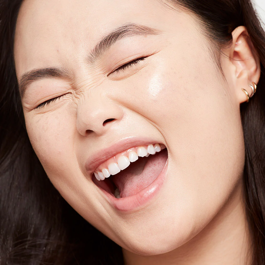 Glowy Super Skin Tint Foundation - Image 43