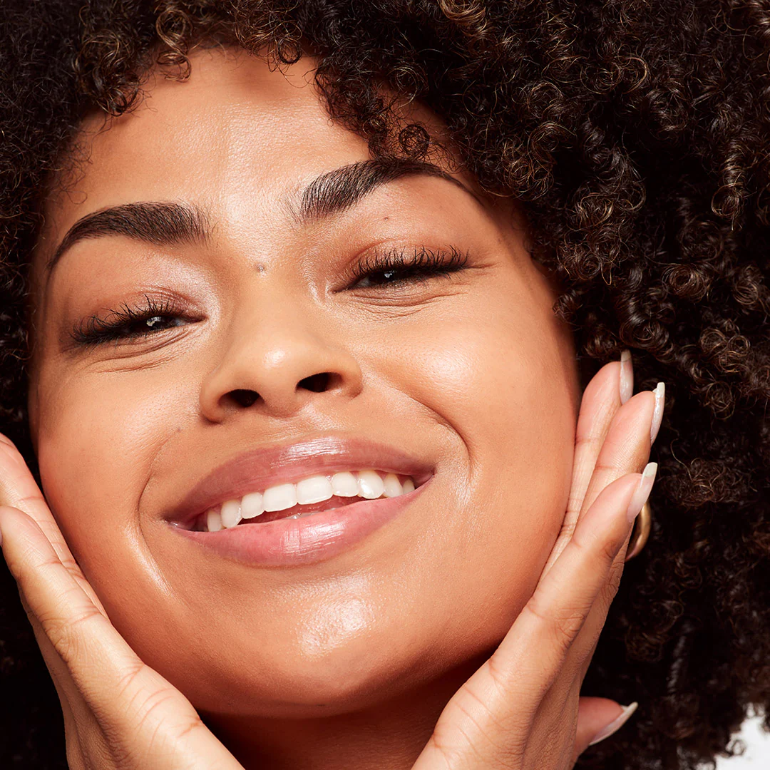 Glowy Super Skin Tint Foundation - Image 55