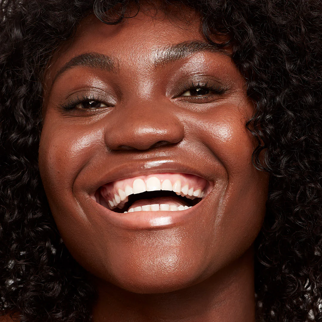 Glowy Super Skin Tint Foundation - Image 68