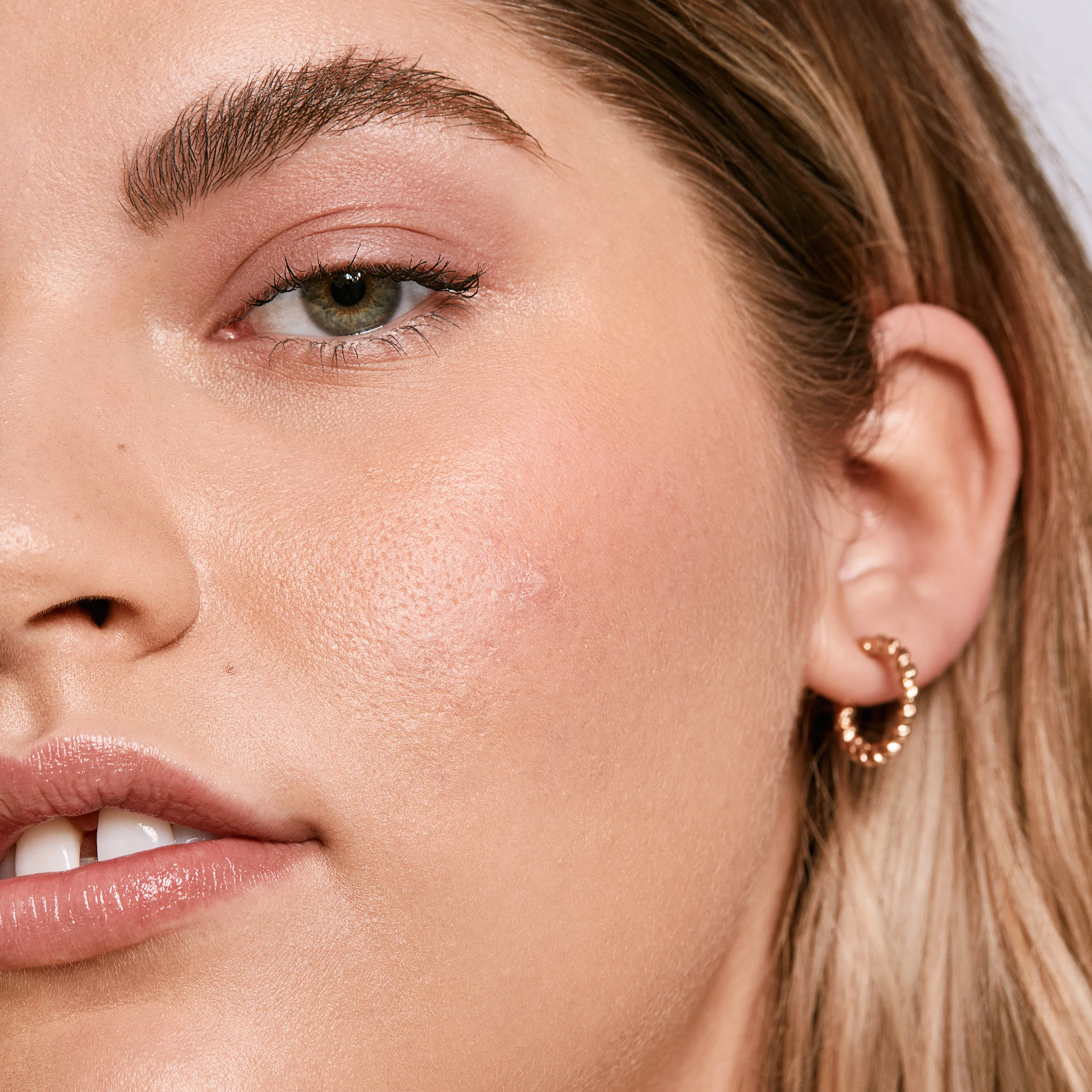 Slip Tint™ Tinted Moisturizer - Image 33