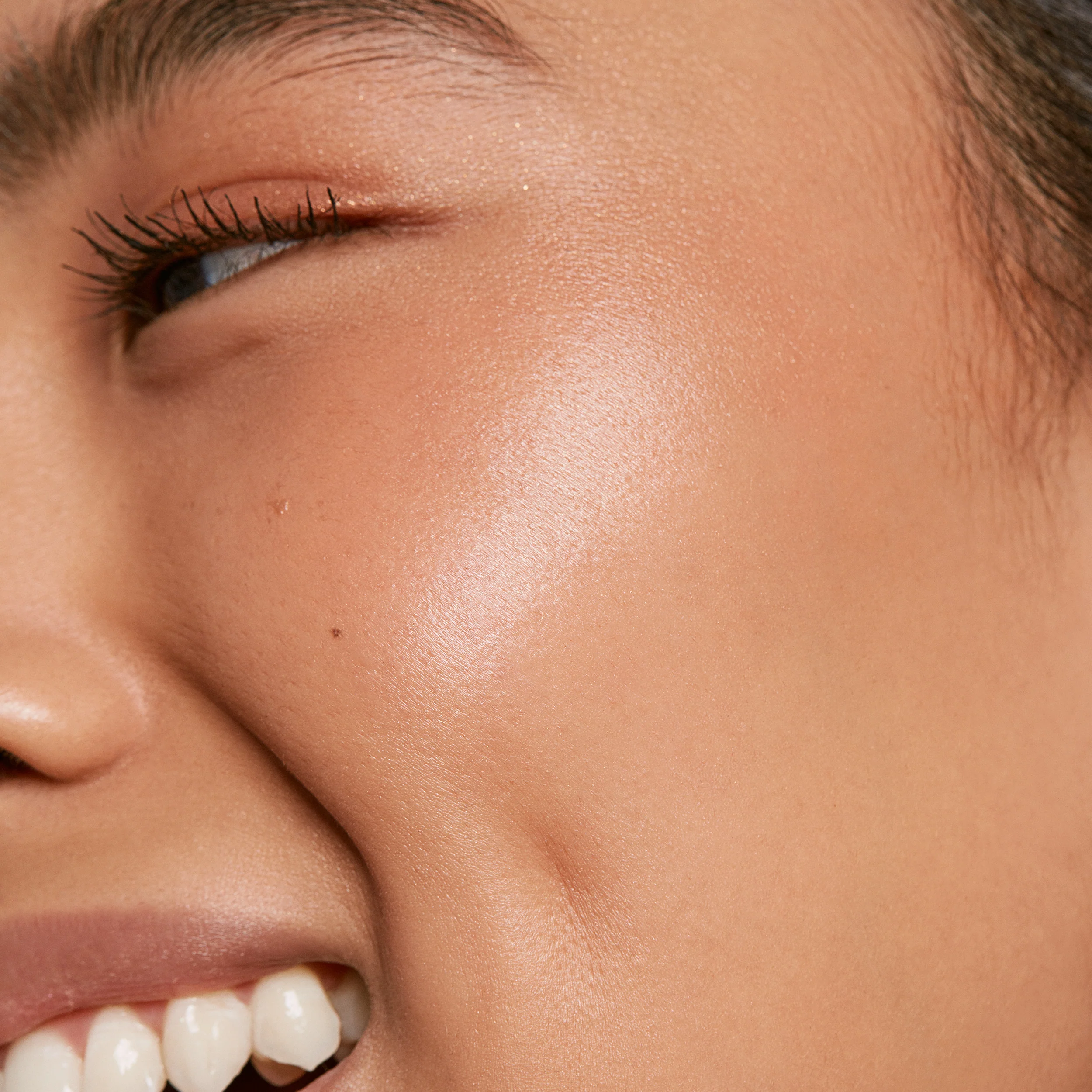 Slip Tint™ Tinted Moisturizer - Image 36