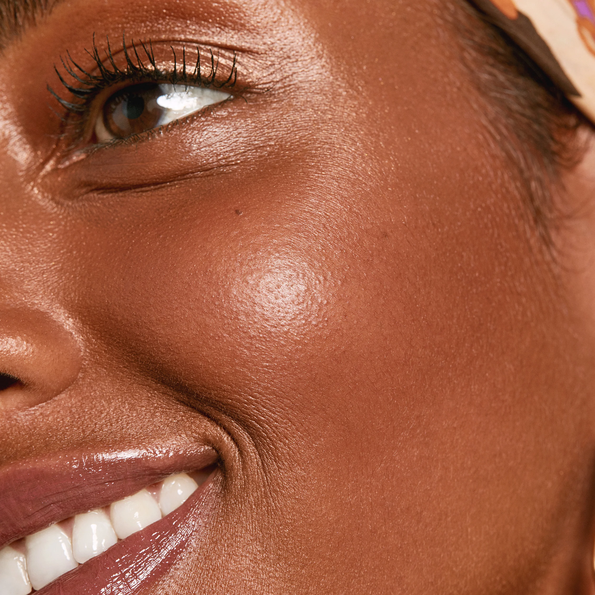 Slip Tint™ Tinted Moisturizer - Image 63