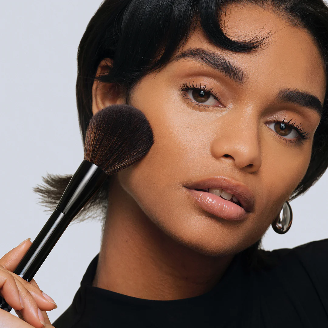 Slip Tint™ Undetectable Baked Setting Powder - Image 35